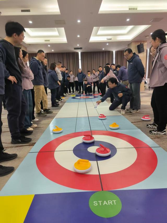 乐鱼体育登陆-特色冰壶体验营，冬季运动新潮流